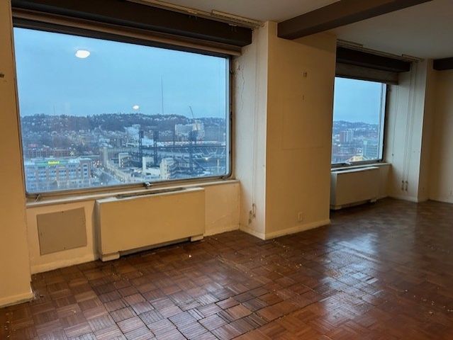 320 Fort Duquesne Blvd 23F, Downtown Pgh, PA 15222
