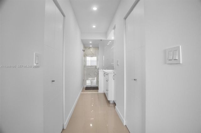 300 Bayview Dr 2108, Sunny Isles Beach, FL 33160