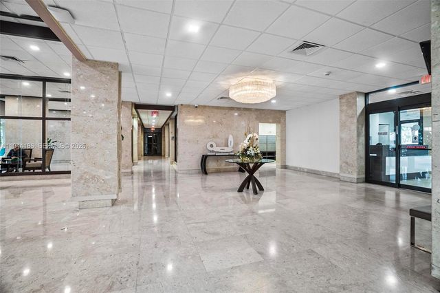 300 Bayview Dr 2108, Sunny Isles Beach, FL 33160