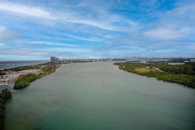 300 Bayview Dr 2108, Sunny Isles Beach, FL 33160