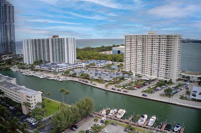 300 Bayview Dr 2108, Sunny Isles Beach, FL 33160