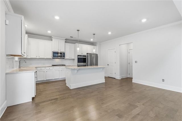 415 Carmichael Circle, Canton, GA 30115