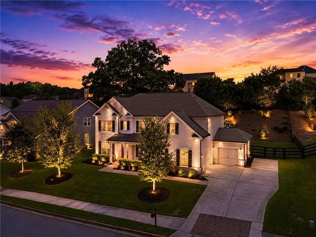 415 Carmichael Circle, Canton, GA 30115