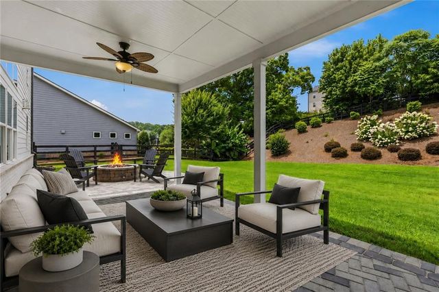 415 Carmichael Circle, Canton, GA 30115