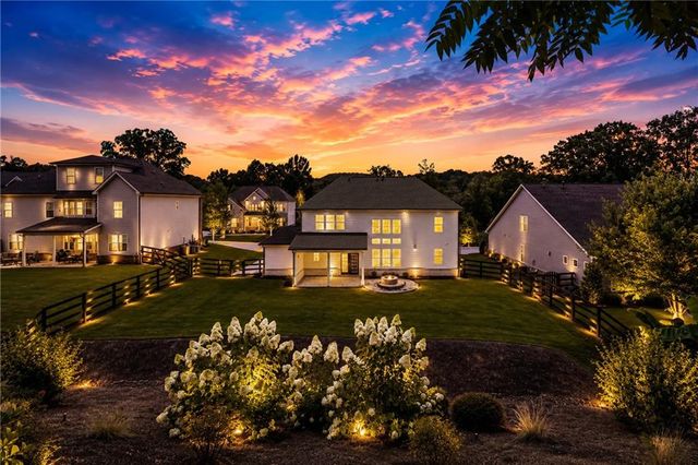 415 Carmichael Circle, Canton, GA 30115