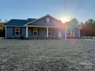 6244 Kershaw Camden Highway, Kershaw, SC 29067
