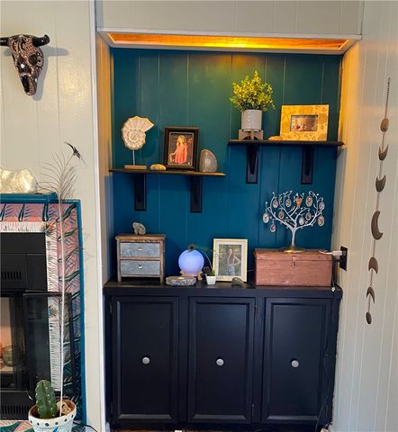 207 E 4th Ave, Latrobe, PA 15650