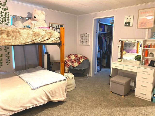 207 E 4th Ave, Latrobe, PA 15650