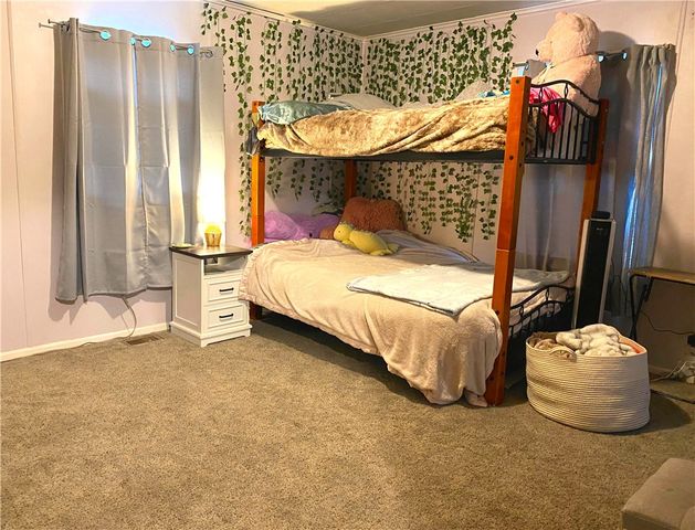 207 E 4th Ave, Latrobe, PA 15650