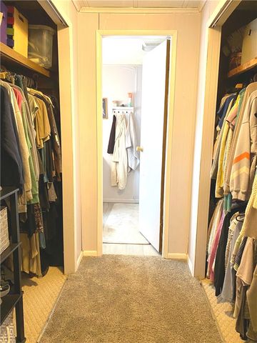 207 E 4th Ave, Latrobe, PA 15650