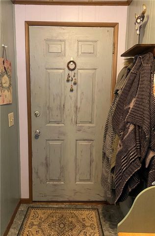 207 E 4th Ave, Latrobe, PA 15650