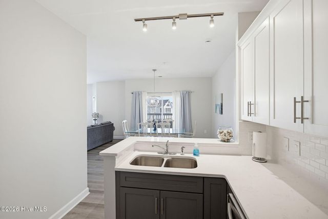 619 Spencer Farlow Drive 5-30, Carolina Beach, NC 28428