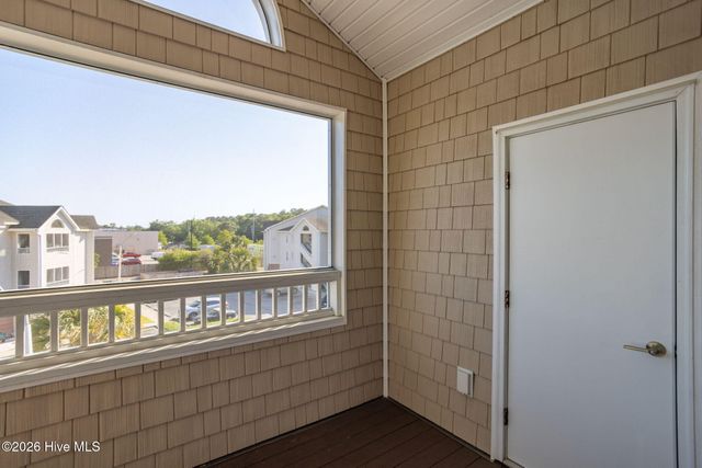 619 Spencer Farlow Drive 5-30, Carolina Beach, NC 28428