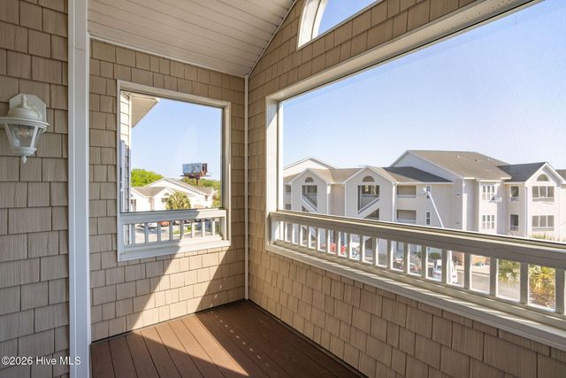619 Spencer Farlow Drive 5-30, Carolina Beach, NC 28428