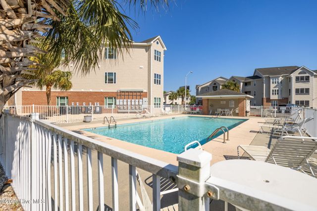 619 Spencer Farlow Drive 5-30, Carolina Beach, NC 28428