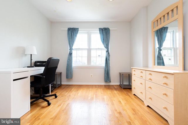 9808 KORMAN CT, Potomac, MD 20854