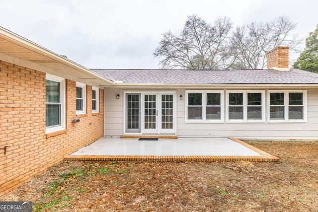 411 Pine Forrest, Dublin, GA 31021