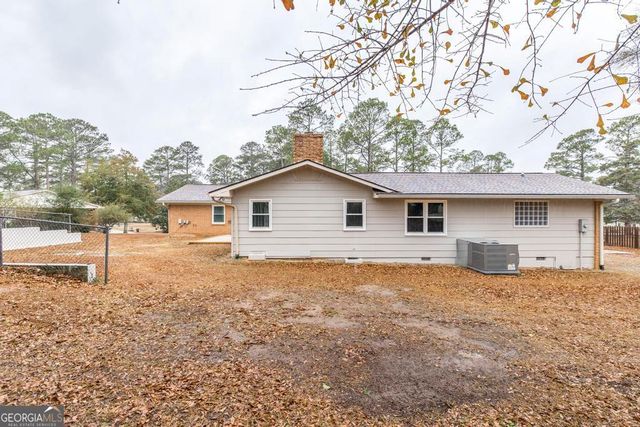 411 Pine Forrest, Dublin, GA 31021