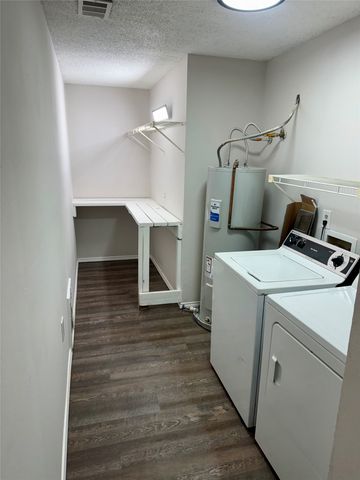 1401 Flameleaf Drive, Allen, TX 75002