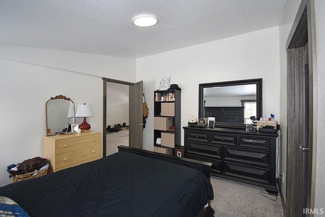 14483 County Road 8, Middlebury, IN 46540