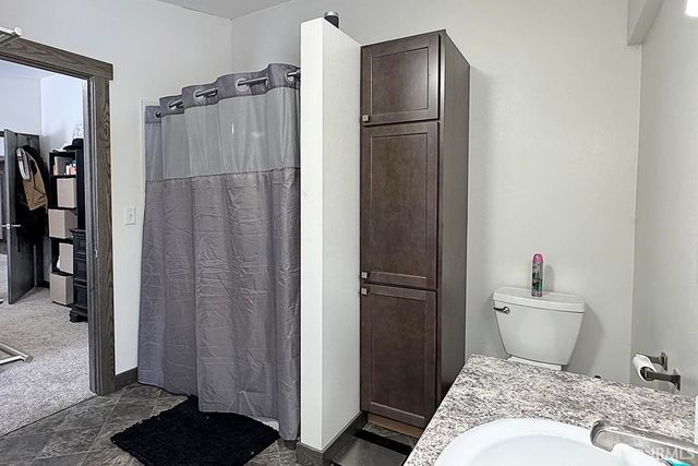 14483 County Road 8, Middlebury, IN 46540