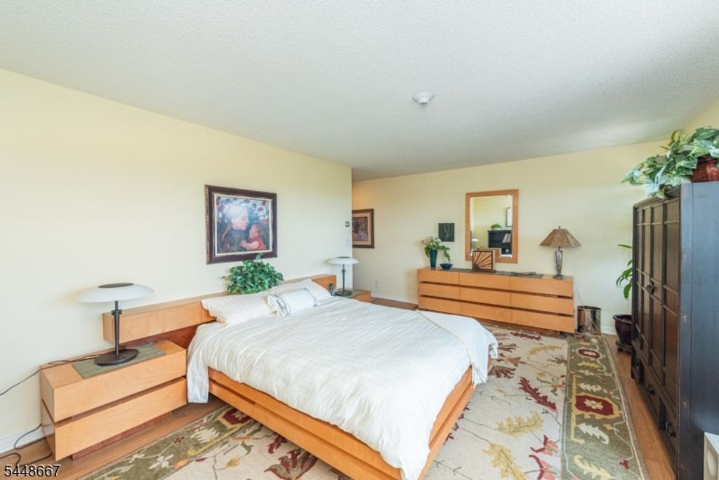 2 Claridge Dr 8HW 8HW, Verona Twp., NJ 07044 — photo 17