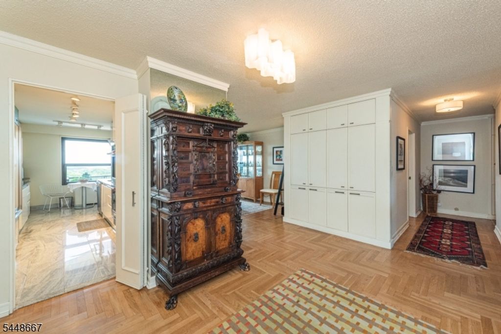 2 Claridge Dr 8HW 8HW, Verona Twp., NJ 07044 — photo 6