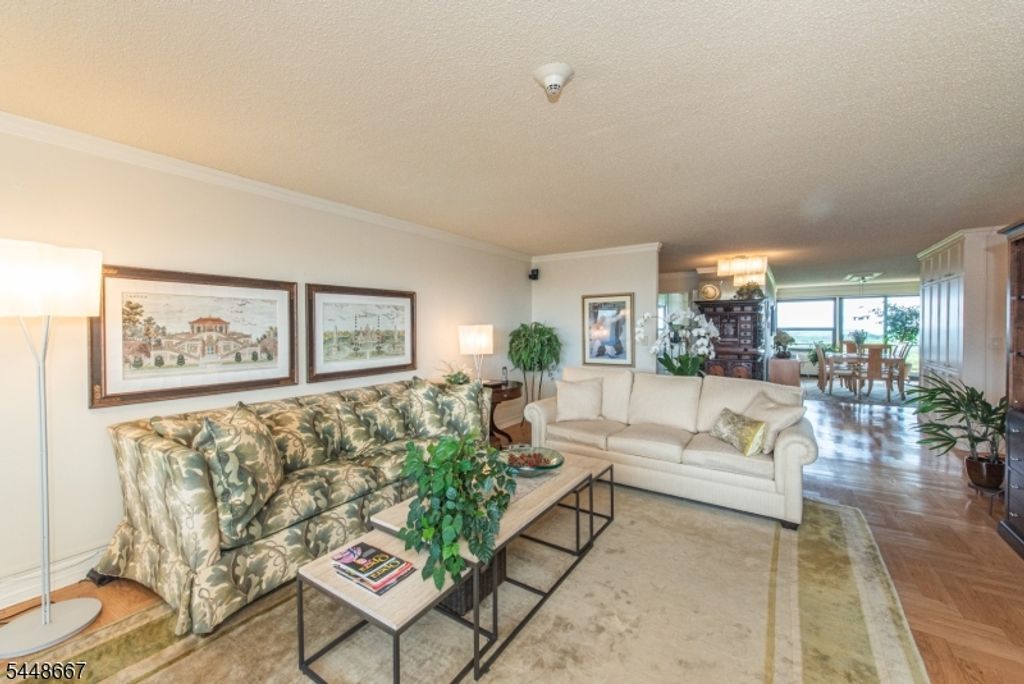 2 Claridge Dr 8HW 8HW, Verona Twp., NJ 07044 — photo 10