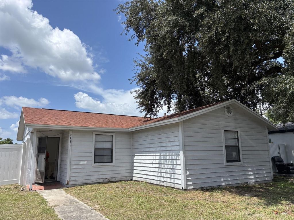 2119 W OKALOOSA AVENUE, Tampa, FL 33604