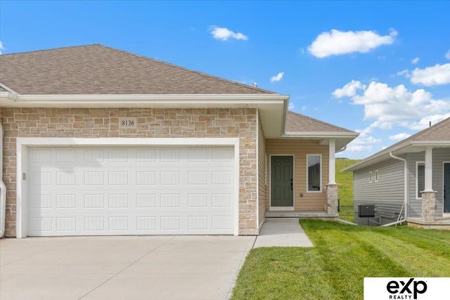 8136 S 178th Street, Omaha, NE 68136