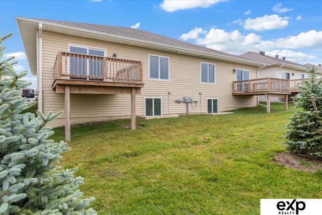 8136 S 178th Street, Omaha, NE 68136