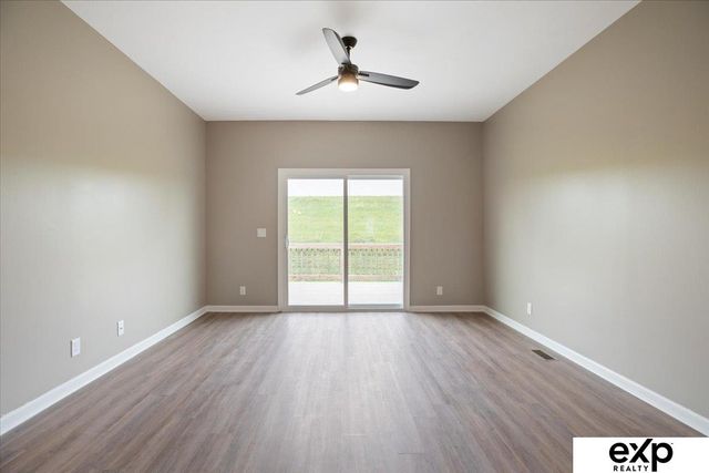 8136 S 178th Street, Omaha, NE 68136