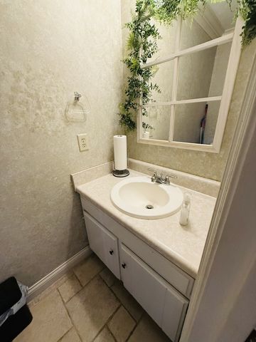 227 Timberway Dr, Nashville, TN 37214