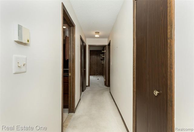 30000 Wildbrook Drive 101, Southfield, MI 48034