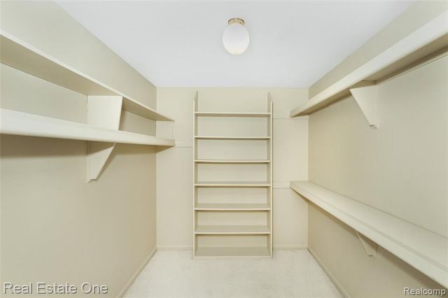 30000 Wildbrook Drive 101, Southfield, MI 48034