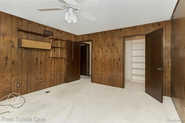 30000 Wildbrook Drive 101, Southfield, MI 48034