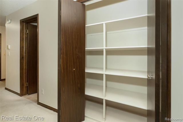 30000 Wildbrook Drive 101, Southfield, MI 48034