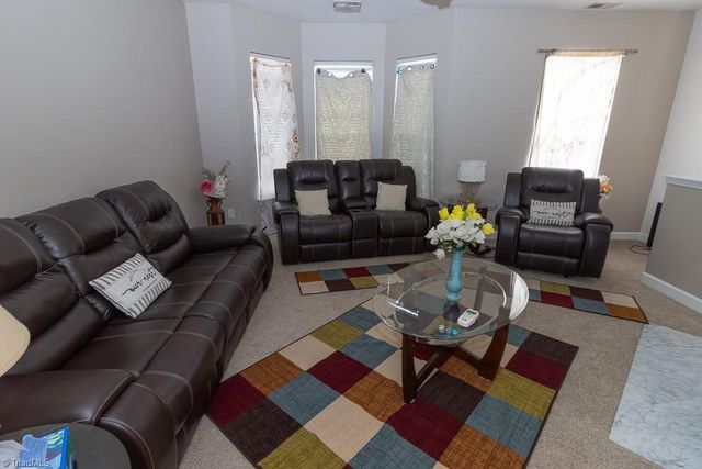 3934 Tarrant Trace Circle, High Point, NC 27265