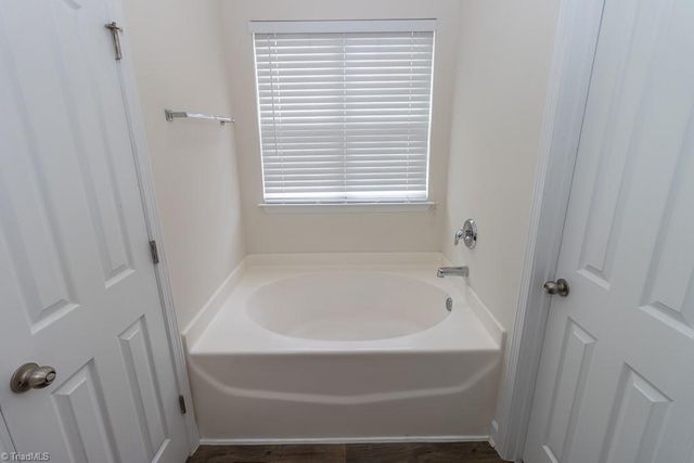 3934 Tarrant Trace Circle, High Point, NC 27265