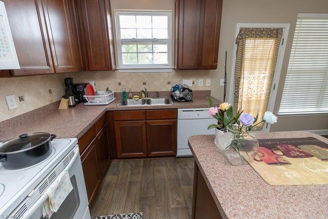 3934 Tarrant Trace Circle, High Point, NC 27265