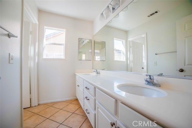 3653 Alhambra, Perris, CA 92571
