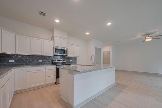 11622 Twain Drive, Montgomery, TX 77356