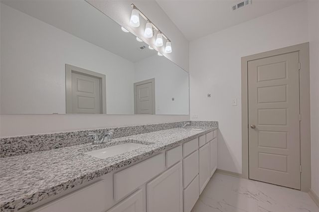 11622 Twain Drive, Montgomery, TX 77356