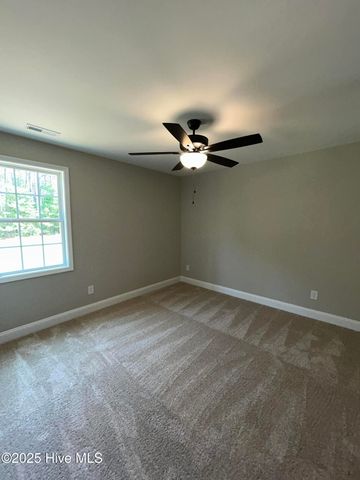 502 Bald Eagle Drive, Vass, NC 28394