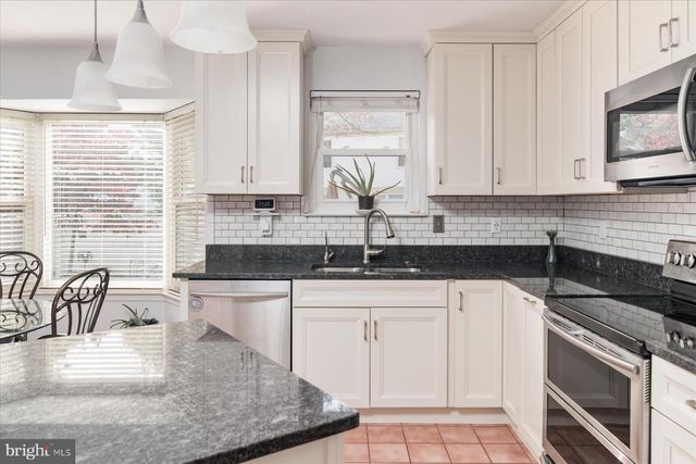 2359 PUTNAM LN, Crofton, MD 21114