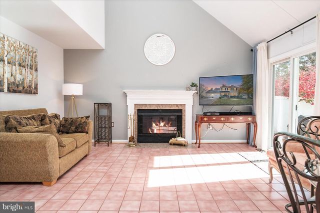 2359 PUTNAM LN, Crofton, MD 21114