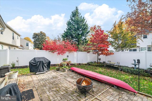 2359 PUTNAM LN, Crofton, MD 21114