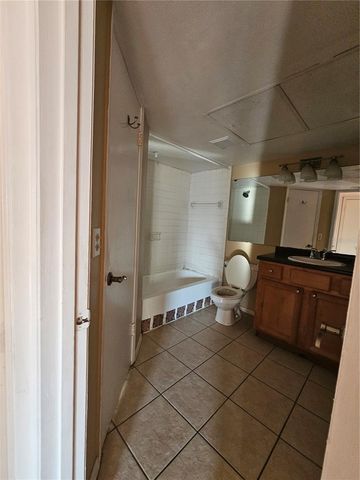 415 LAKEPOINTE DRIVE 204, Altamonte Springs, FL 32701