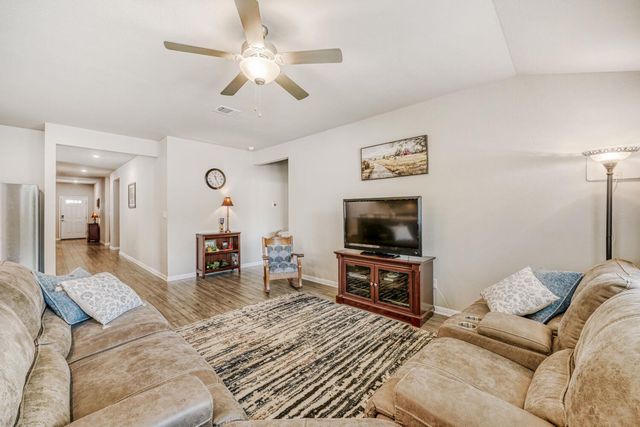 10505 Mager LN, Hutto, TX 78634