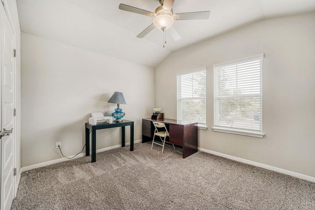 10505 Mager LN, Hutto, TX 78634